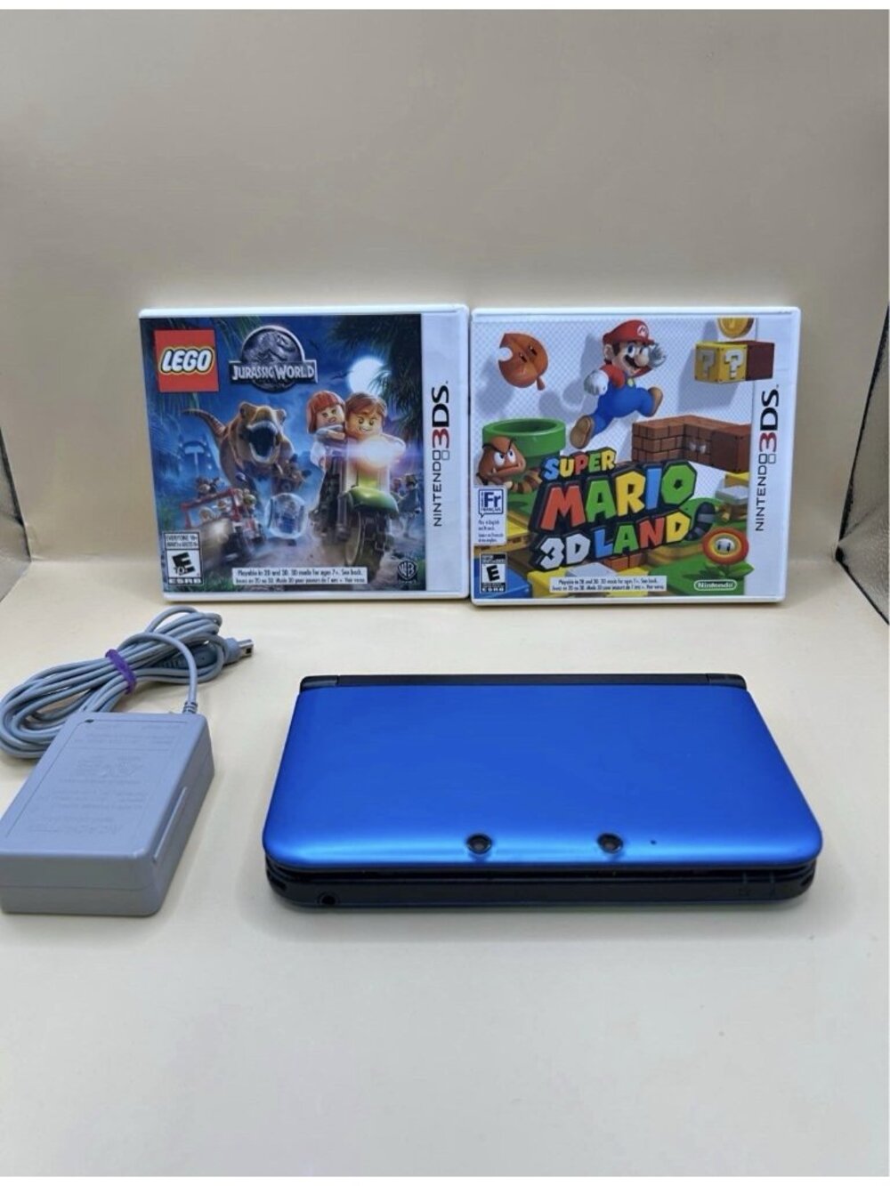 Nintendo 3DS XL Blue Bundle with 2 Games and Charger ✅